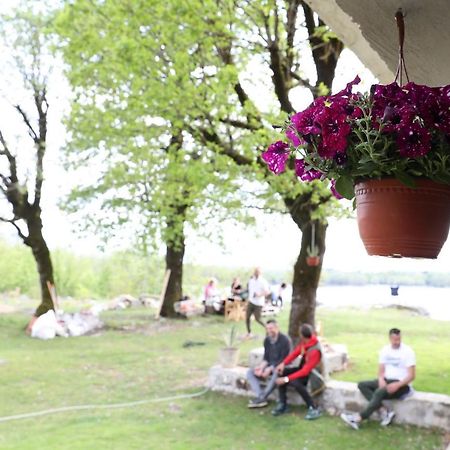 Lake House 'Vilin Konak' Nikšić Exterior foto